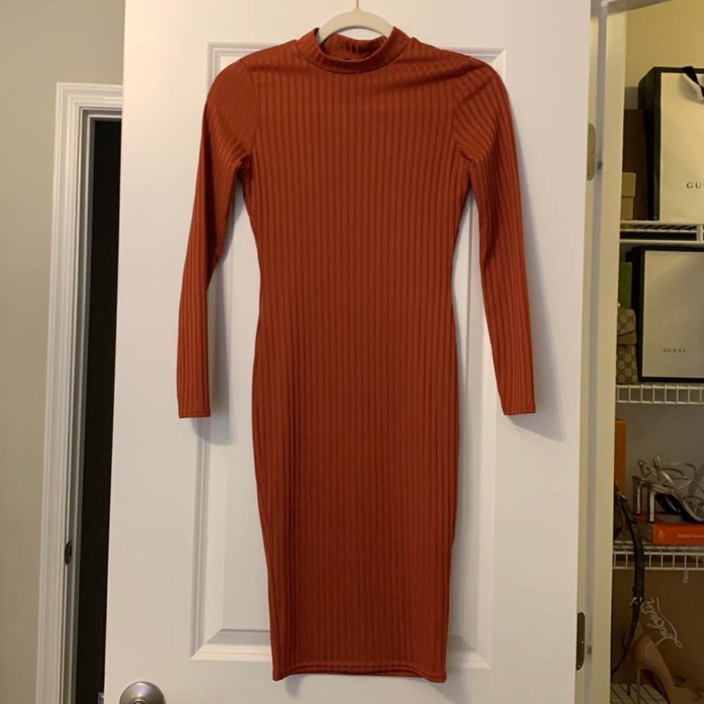 Only worn once. Size 4 from boohoo